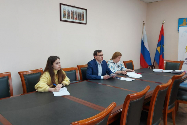 11 школ из Костромской области получат средства на развитие воспитательных сообществ